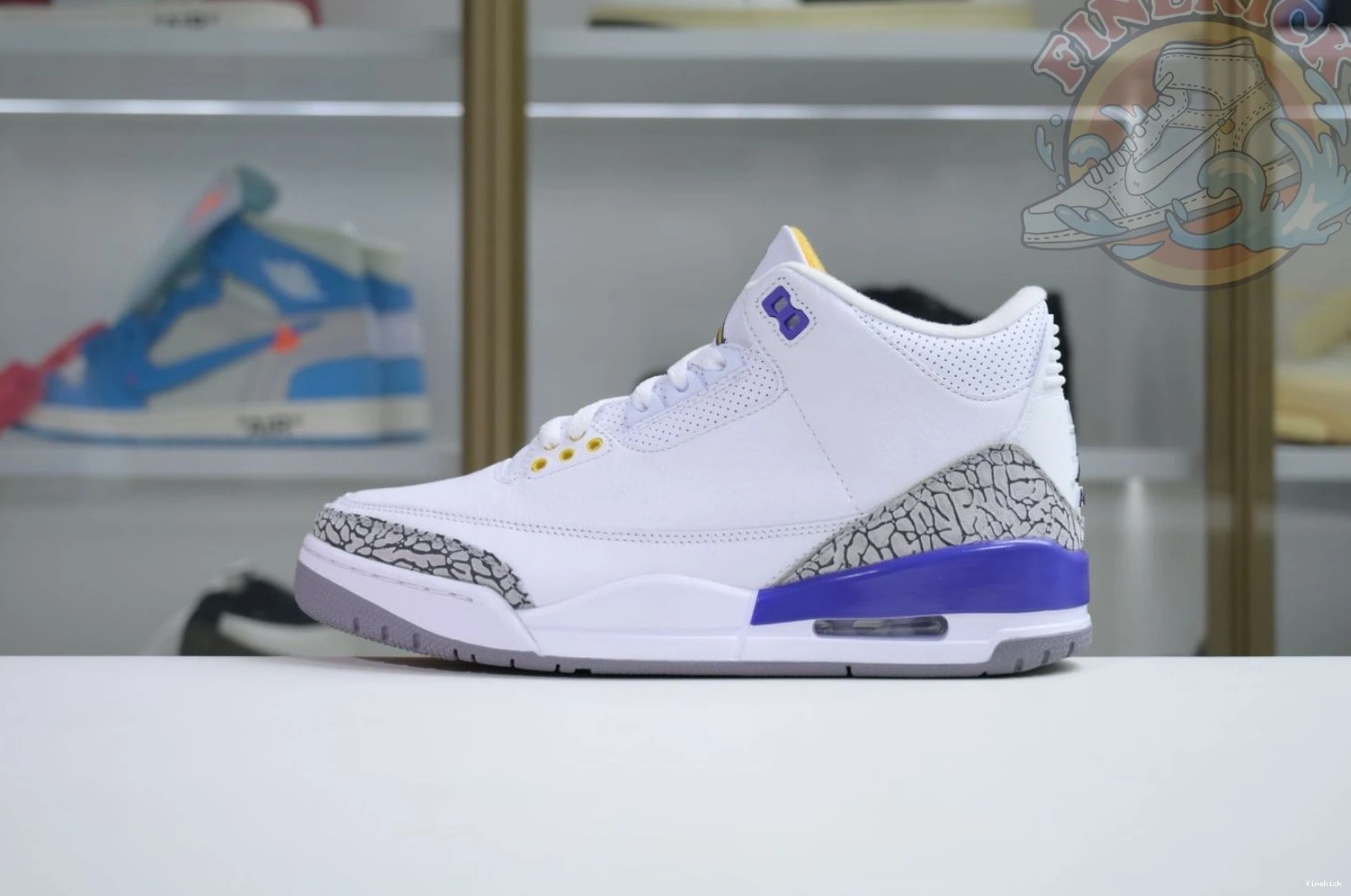 RETRO OG JORDAN AIR 3 1008